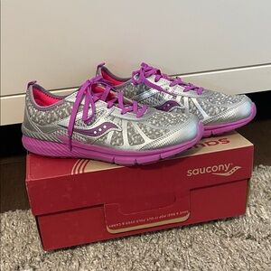 Saucony Girl’s Athletic Shoes in Silver and Pink